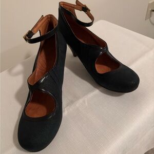 Chie Mihara women’s shoes size 39 1/4.